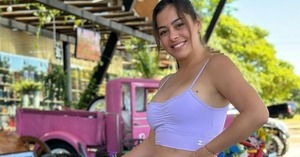 La odisea que vivió Larissa Riquelme después de un accidente en las montañas - EPA