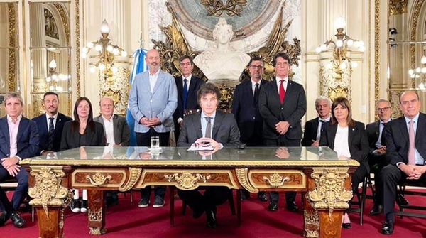 Gobierno argentino acepta cambiar la "ley ómnibus" junto a otros bloques políticos