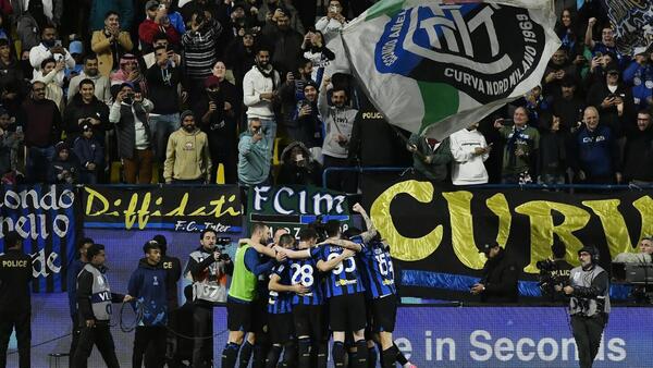 Inter golea a Lazio y avanza a la final de la Supercopa Italia