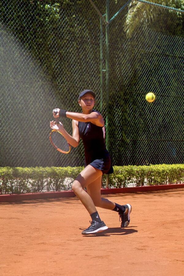 Zoe Doldán supera la etapa semifinal en Punta del Este y va por la corona - La Tribuna