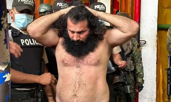 La presión sobre el prófugo 'Fito' crece con su familia devuelta a Ecuador por Argentina - Mundo - ABC Color