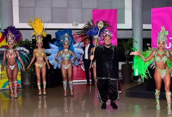 Munich Ultra en carnaval encarnaceno - Empresariales - ABC Color