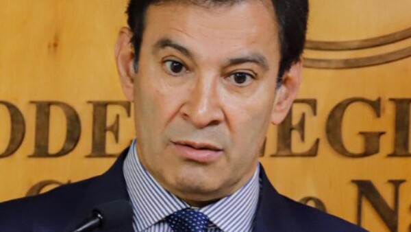 Un cartismo descoordinado evidencia grietas del Gobierno