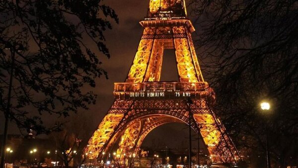 La torre Eiffel recibió 6,3 millones de visitantes en el 2023