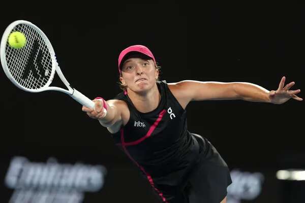 La N.1 del tenis mundial, Iga Swiatek, eliminada en tercera ronda de Australia - Tenis - ABC Color