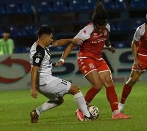 Debutan con grandes expectativas - Fútbol - ABC Color