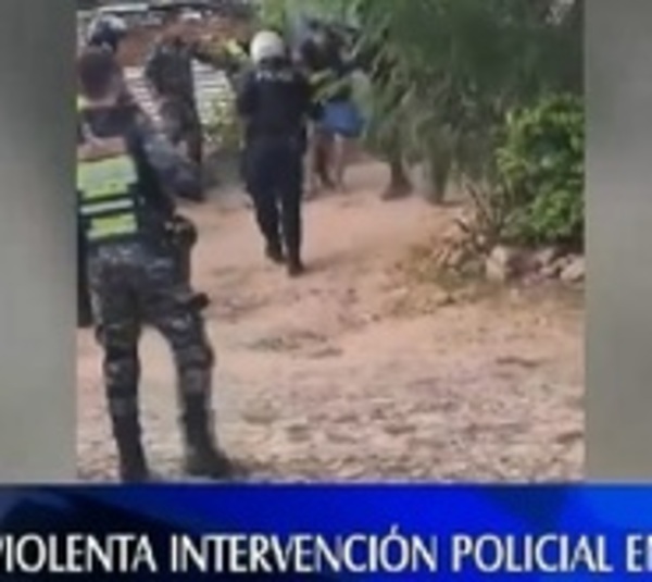 Violencia durante un procedimiento policial en el Bañado Sur - Paraguay.com