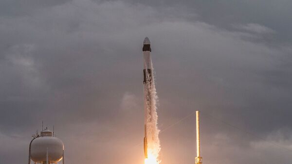 La primera misión espacial comercial completamente europea llega a la EEI
