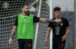 Versus / ¿Ante qué rival podría debutar Lucas Pratto en Olimpia?