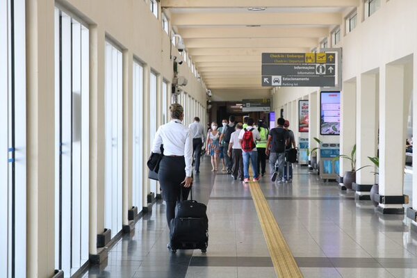 Aerolíneas brasileñas cancelan vuelos por huelga en Argentina