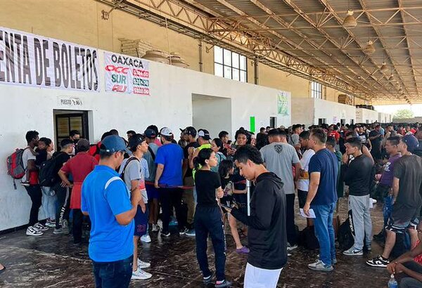 Parte la primera caravana de migrantes desde Honduras hacia EEUU