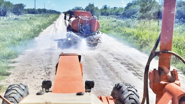 Alto Paraguay: Culmina convenio sobre mantenimiento de caminos