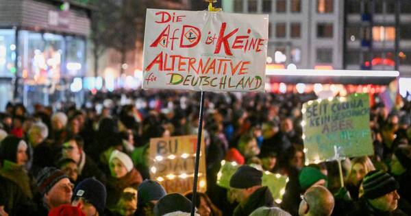 La Nación / Alemanes protestan contra la ultraderecha