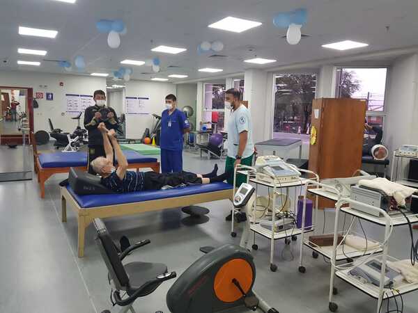 Medicina Física y Rehabilitación: Implementan plan piloto para atención de adultos y niños | 1000 Noticias