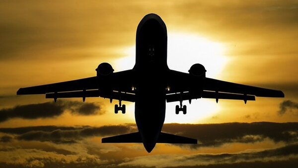 Un avión ruso con seis personas a bordo se estrelló en una zona montañosa al noreste de Afganistán - ADN Digital