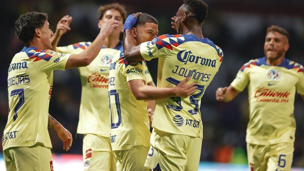 Richard Sánchez anota un golazo para el América