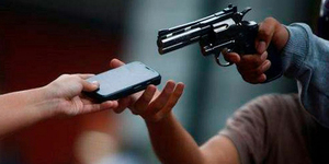 VIOLENTO ROBO A MANO ARMADA OCURRIÓ EN ALTO VERÁ - Itapúa Noticias