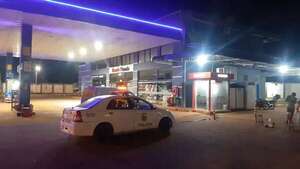 Asaltan estación de servicios e intentan robar cajero automático - ABC en el Este - ABC Color