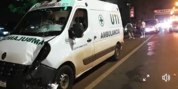 Un transeúnte falleció al ser embestido por una ambulancia del hospital de CDE