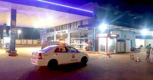La Nación / Banda asaltó un surtidor e intentó robar un cajero