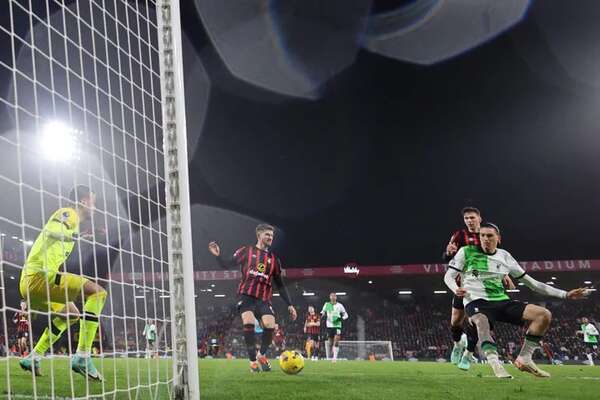 Liverpool golea al Bournemouth y se afianza en la cima de la Premier League - Fútbol Internacional - ABC Color