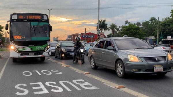 Lo que tenés que saber: Desde hoy multan a los que no cumplen con carril de buses