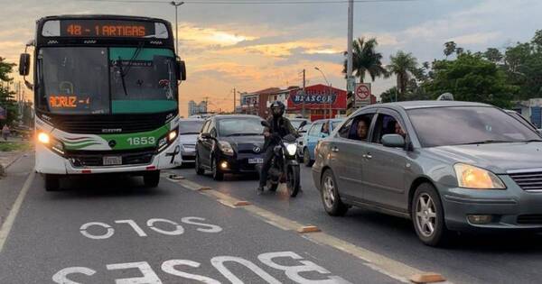 Diario HOY | Multas de hasta G. 2 millones desde hoy por no respetar carril de buses