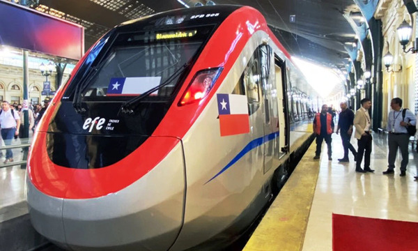 El tren más rápido de Sudamérica con velocidades de hasta 160 km/h ya opera en Chile