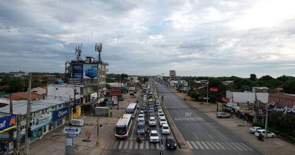 La Nación / Carril exclusivo para buses sobre la Ruta Transchaco - OJO Galería