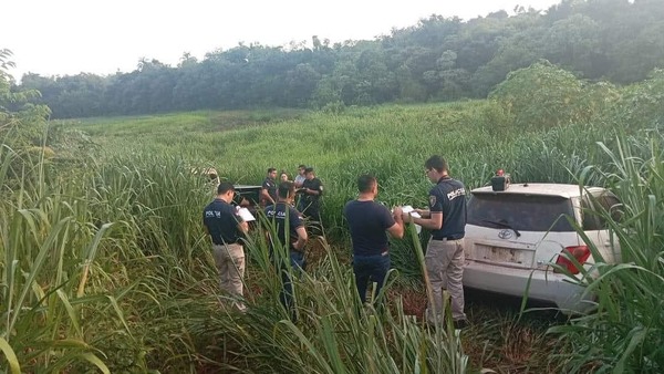 ABANDONAN VEHÍCULOS UTILIZADOS PARA ROBAR UN CAJERO - La Voz del Norte