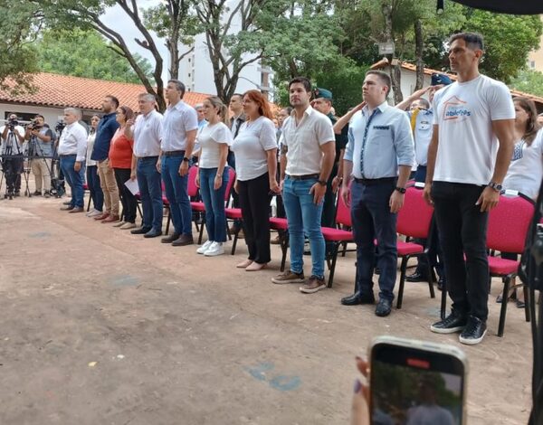 Arrancaron las actividades del proyecto «Escuelas Abiertas» para niños y jóvenes