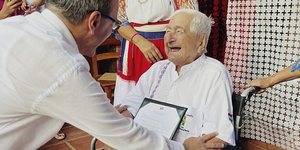 MEMORIA VIVA: MINISTERIO DE DEFENSA CELEBRÓ LOS 108 AÑOS DEL EXCOMBATIENTE CANUTO GONZÁLEZ - Itapúa Noticias