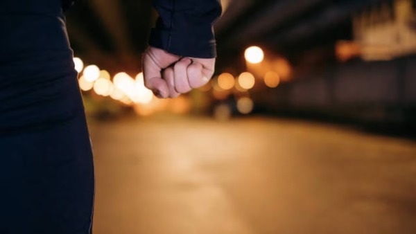 Pelea entre menores en Sanber termina con un adolescente en grave estado