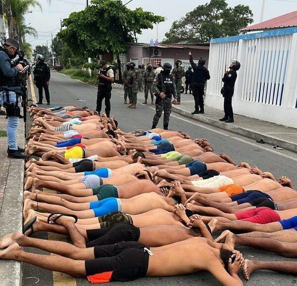 Presuntos terroristas ingresaron a un hospital y fueron detenidos