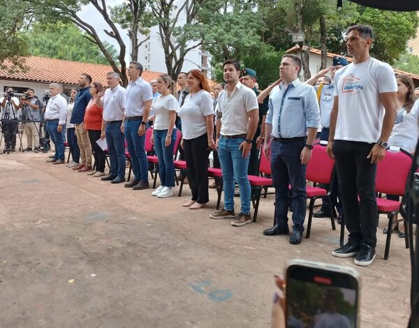 Arrancaron las actividades del proyecto «Escuelas Abiertas» para la prevención del consumo de drogas y de adicciones en niños y jóvenes - El Trueno