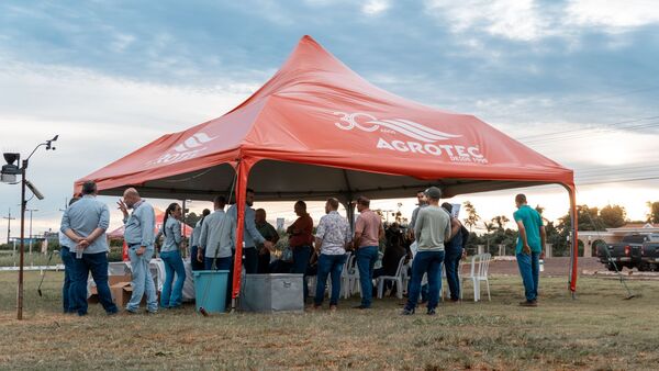 Noche de Campo Agrotec: productores se nutrieron de las principales estrategias e innovaciones del mercado