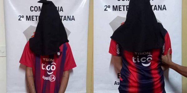 Hinchas de Cerro fueron detenidos con drogas en el portón del estadio