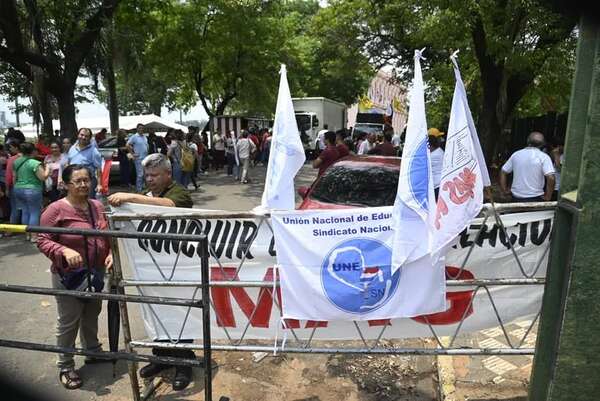 Inicio de clases: docentes amenazan con no arrancar el 23 de febrero si el MEC no abre concursos - Nacionales - ABC Color