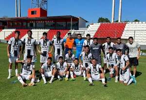 Categoría Reserva: cinco victorias en primera fecha - Fútbol - ABC Color