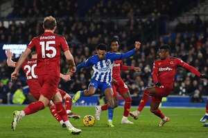 Pinchazo del Brighton - Fútbol Internacional - ABC Color