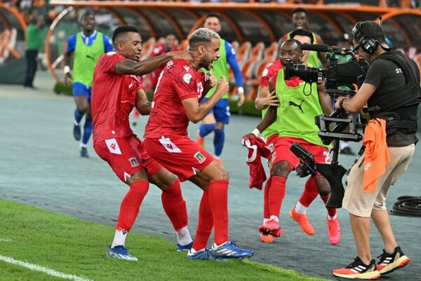 Guinea Ecuatorial golea a la anfitriona Costa de Marfil en Copa de África