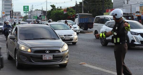 La Nación / Ruta 3: está vigente el carril único de buses