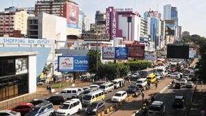 Taxis, furgonetas y mototaxis mau operan a sus anchas en la frontera
