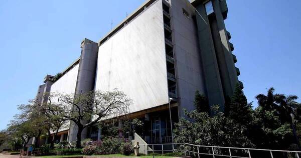 La Nación / Banco Central baja 25 puntos básicos en su tasa de interés