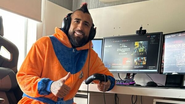 Versus / Arturo Vidal, quien sonó para Olimpia, fue oficializado en su nuevo equipo