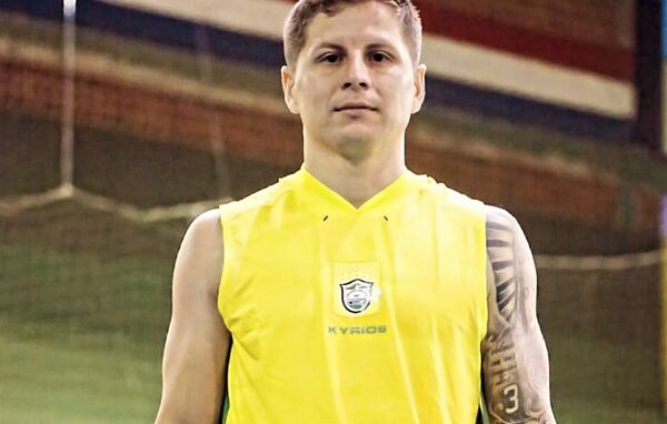 Ariel Zárate se suma a Franco