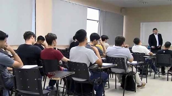 UPE inicia cursos de nivelación 2024 para varias carreras | DIARIO PRIMERA PLANA