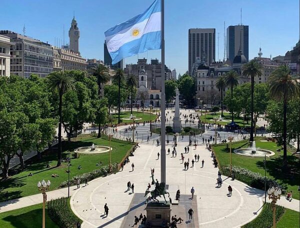 Huelga en Argentina afectará vuelos con Paraguay · Radio Monumental 1080 AM