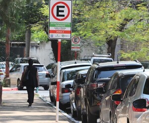 Parxin avanza en la corrección de fallas para volver a implementar el estacionamiento tarifado - La Tribuna