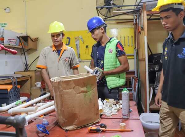 ¡Forma parte de la Escuela Taller de Encarnación! Inscríbete ahora en tu barrio